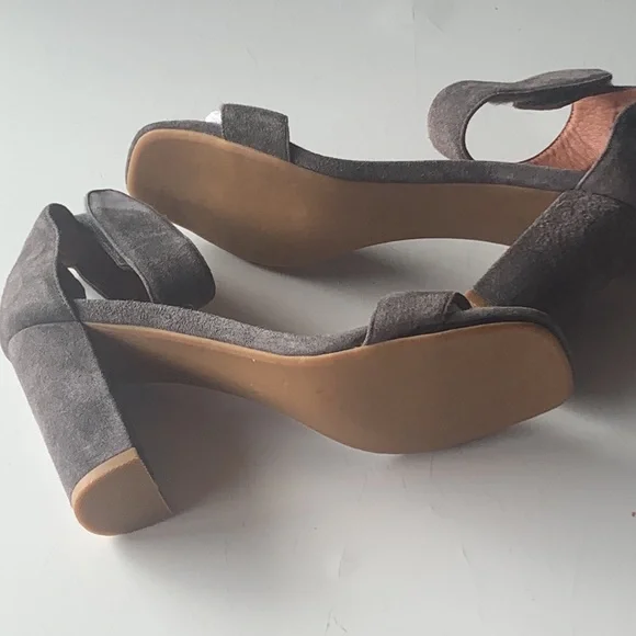 Jeffrey Campbell Holvey Suede Sandal Heel Size 8 - Picture 5 of 8